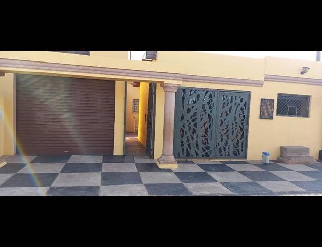 2 BEDROOM HOUSE FOR SALE IN KATLEHONG SOUTH
